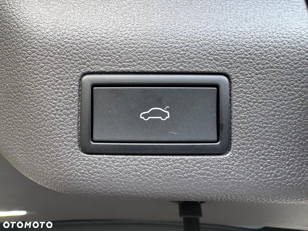 Volkswagen Multivan 2.0 TDI L1 Highline DSG - 28