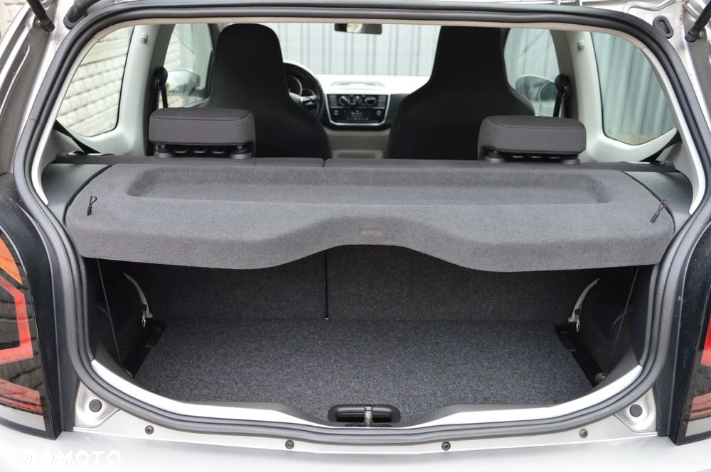 Volkswagen up! club - 31