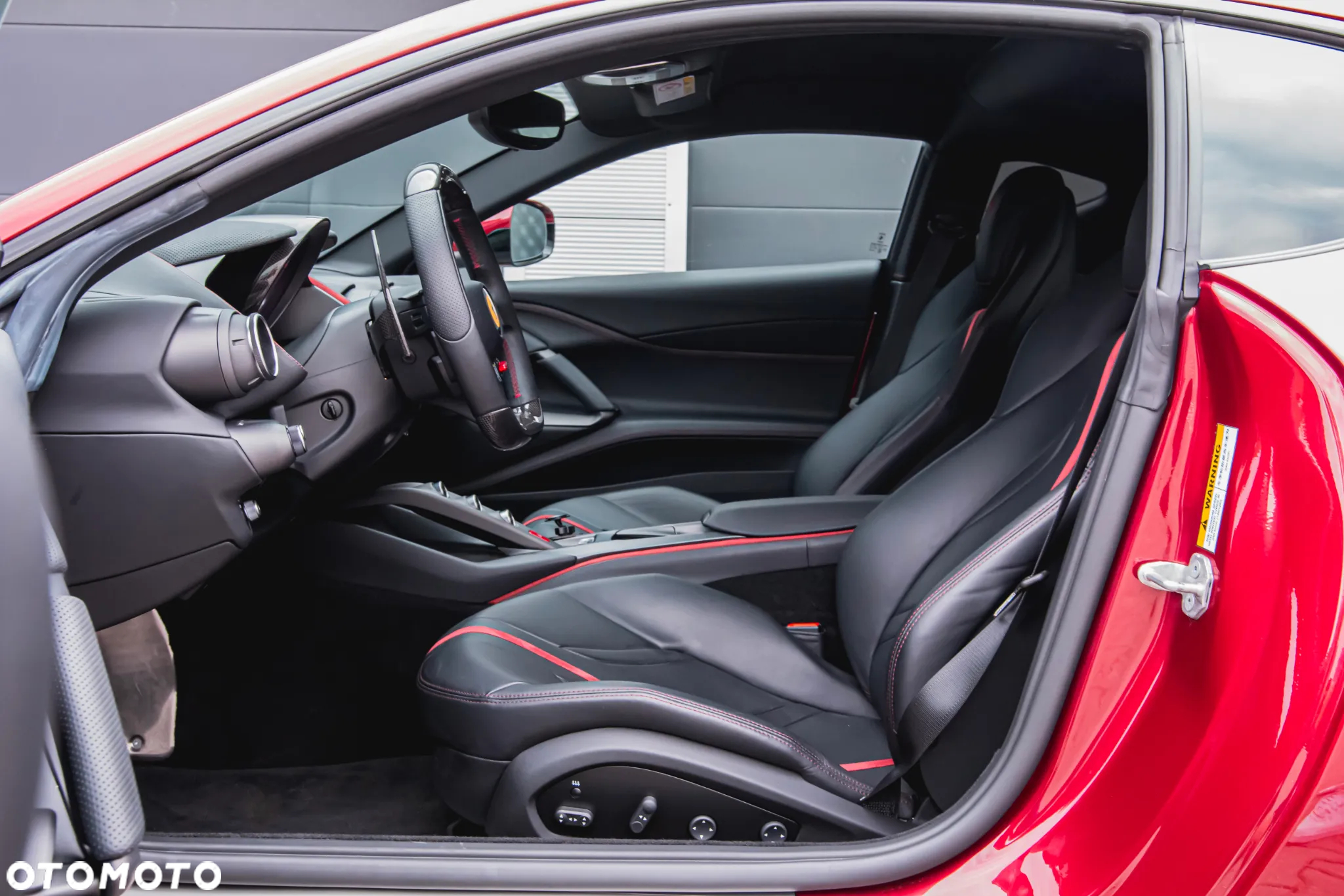 Ferrari 812 Superfast - 35