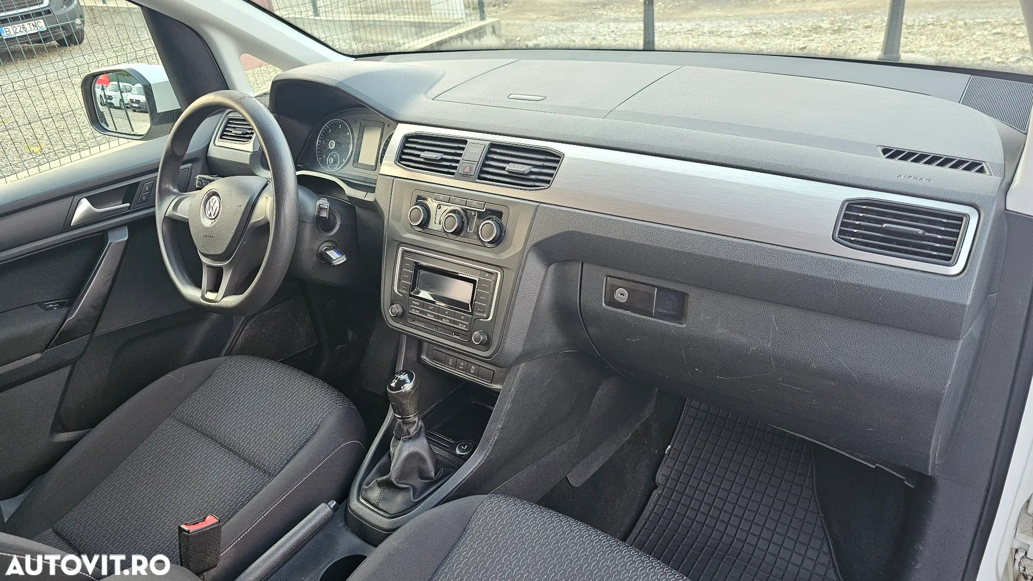 Volkswagen Caddy Maxi 2.0 TDI 75 kW Life - 15