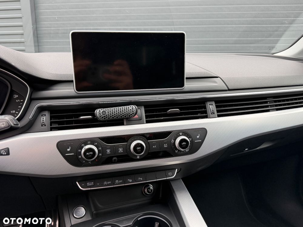 Audi A4 Avant 2.0 TDI Sport S tronic - 34