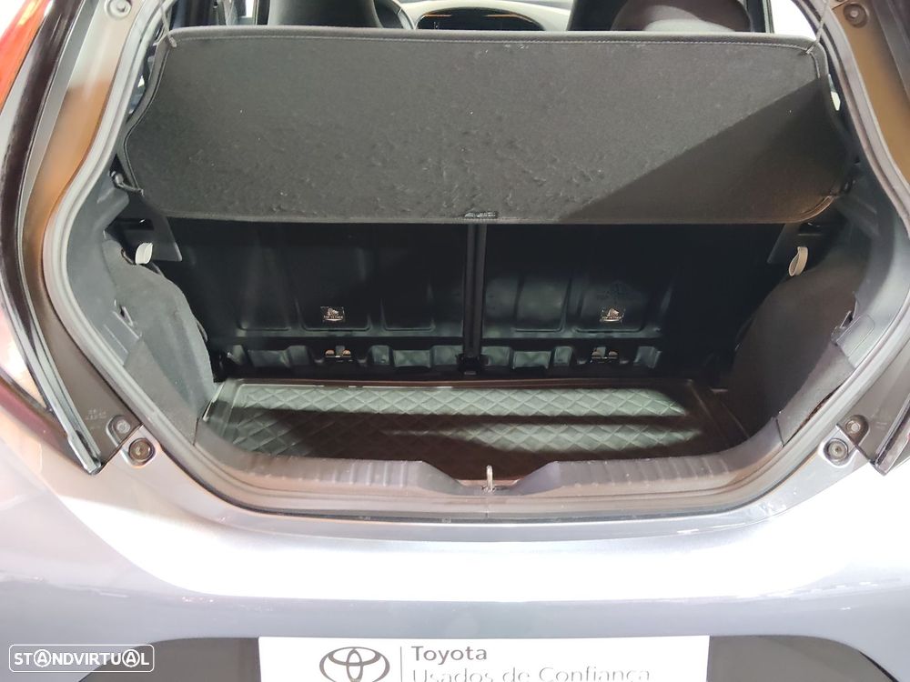 Toyota Aygo X - 10