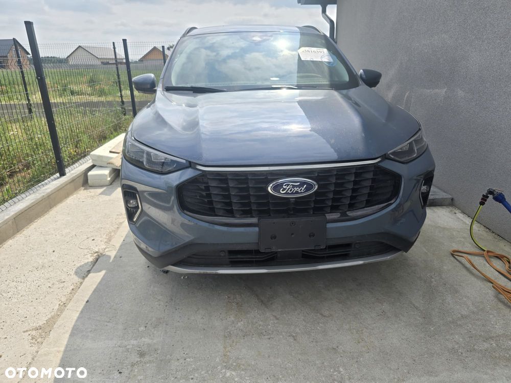 Ford Kuga 2.5 Duratec FHEV 4x4 TITANIUM - 1
