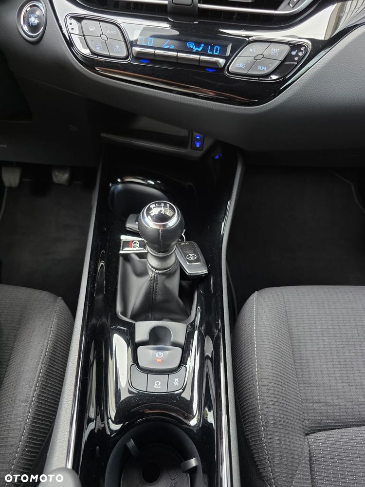 Toyota C-HR - 37