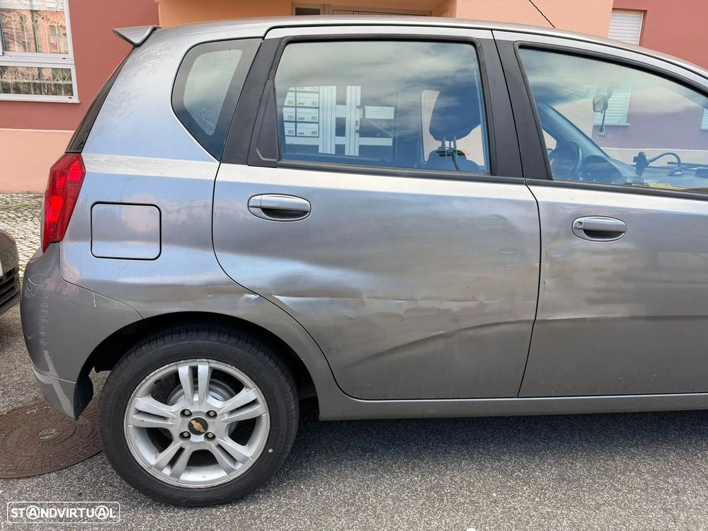 Chevrolet Aveo 1.2 L - 3