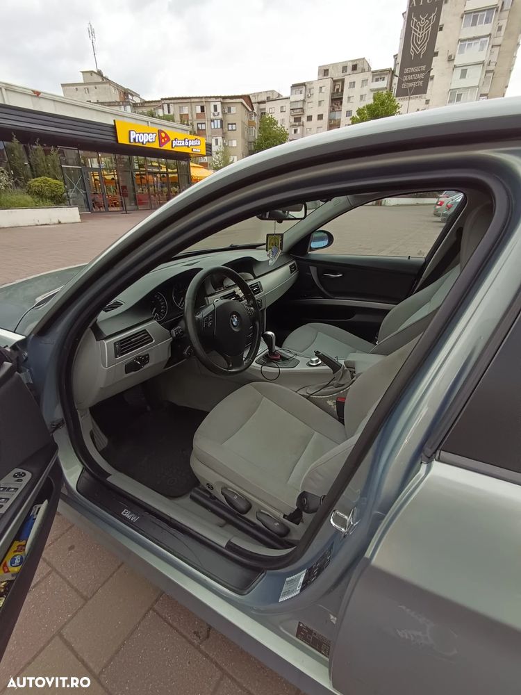 BMW Seria 3 320d DPF Aut. - 8