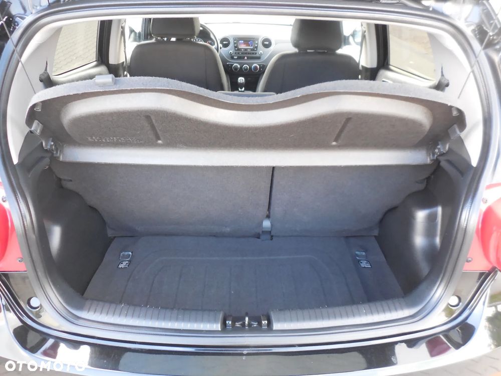 Hyundai i10 1.2 Premium - 12