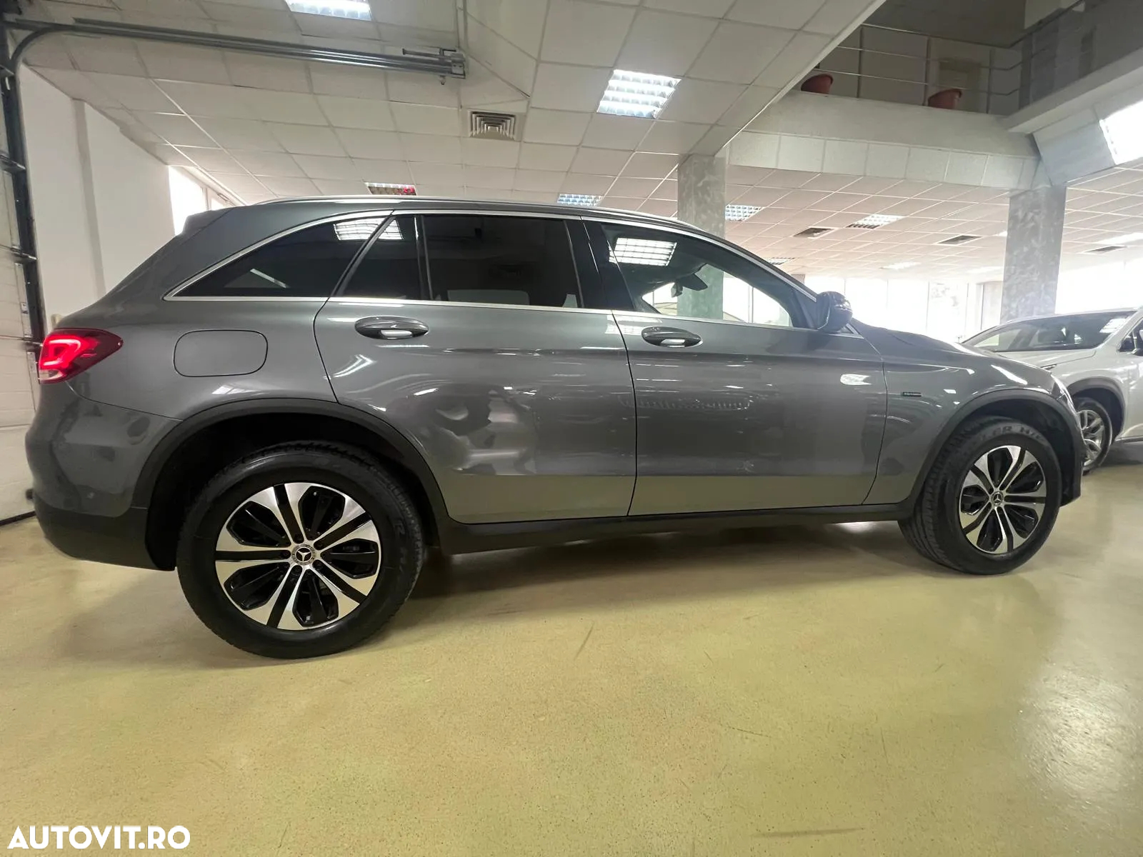 Mercedes-Benz GLC 300 de 4Matic 9G-TRONIC - 8