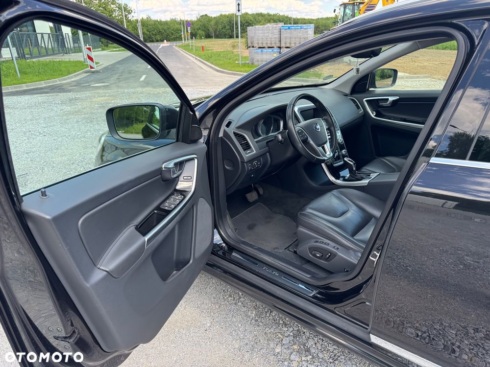Volvo XC 60 D3 Drive-E Summum - 11