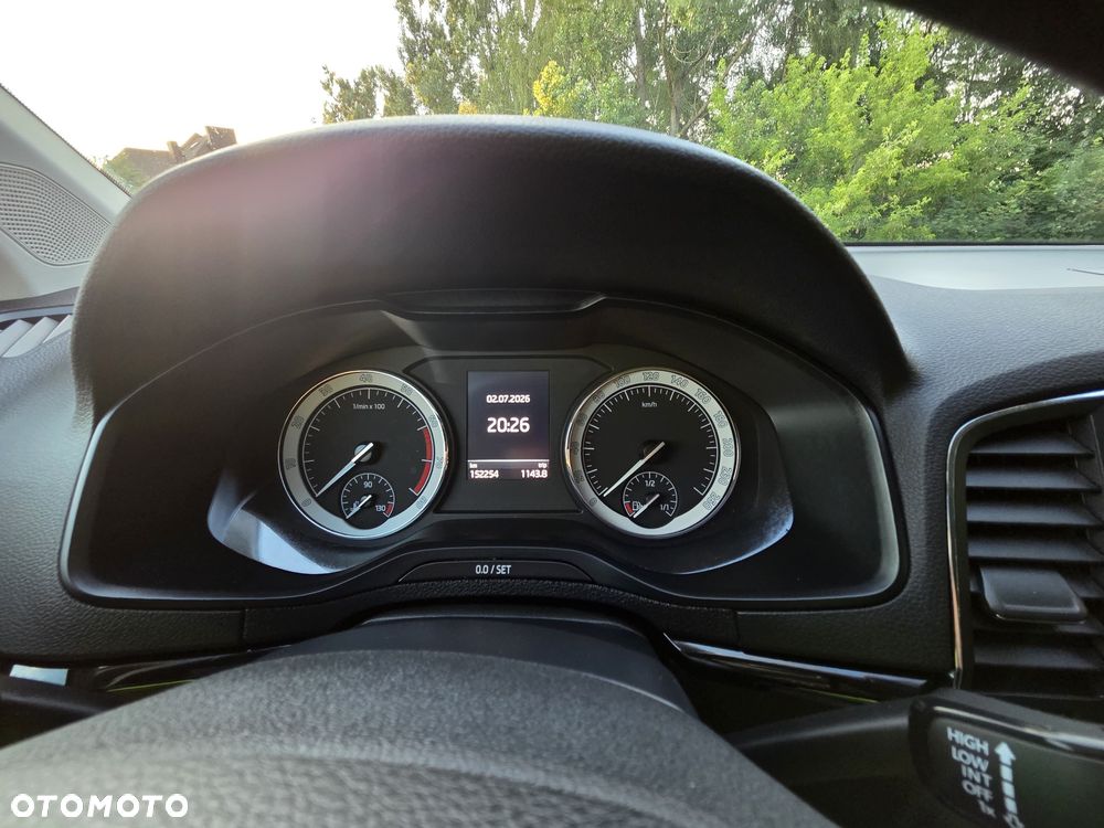 Skoda Karoq 1.5 TSI ACT 4x2 Ambition DSG - 20