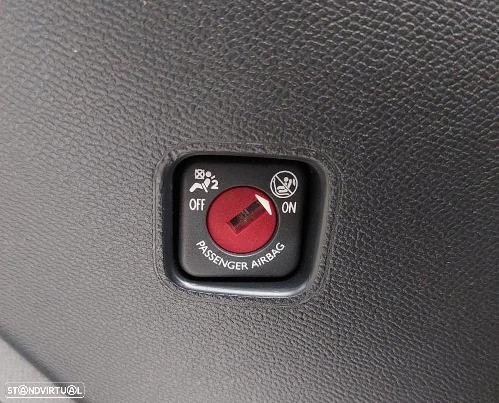 Peugeot e-208 50 kWh Active - 36