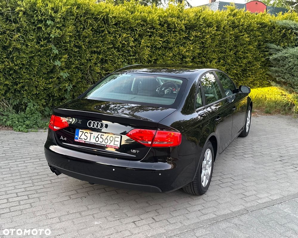 Audi A4 Limousine 1.8 TFSI Ambiente - 4