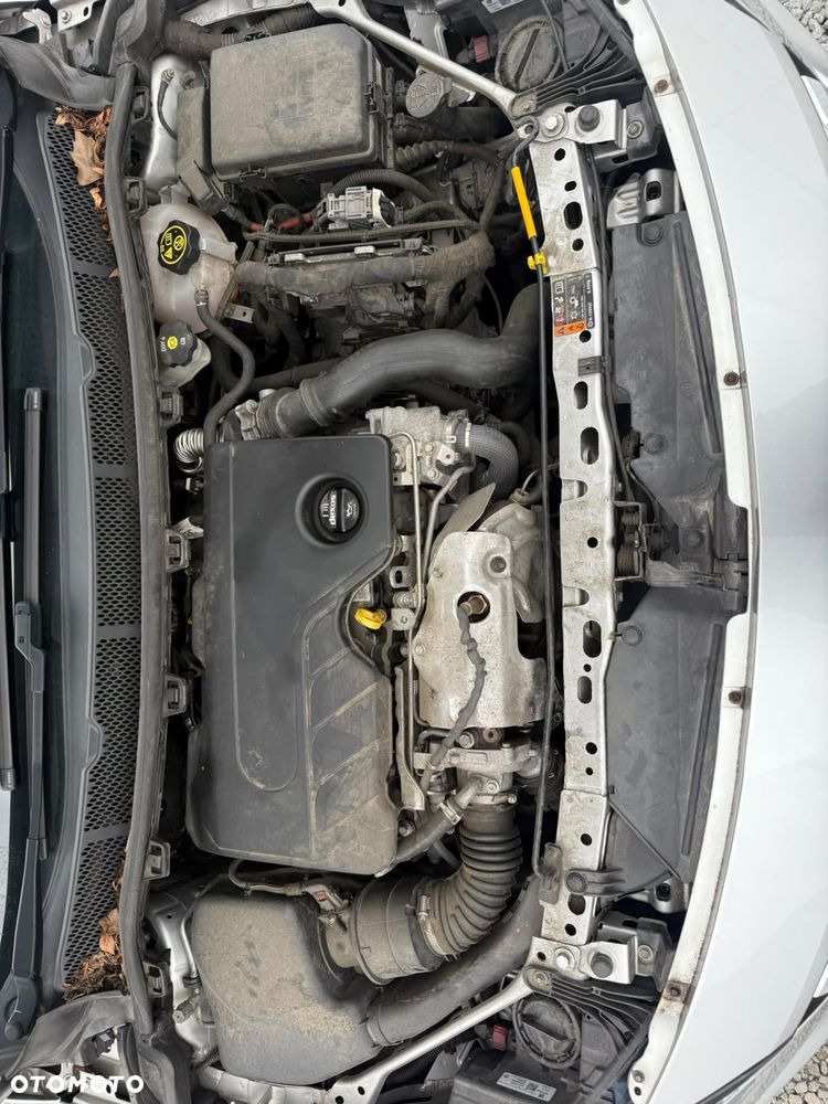 Opel Astra 1.6 D Start/Stop 120 Jahre - 12