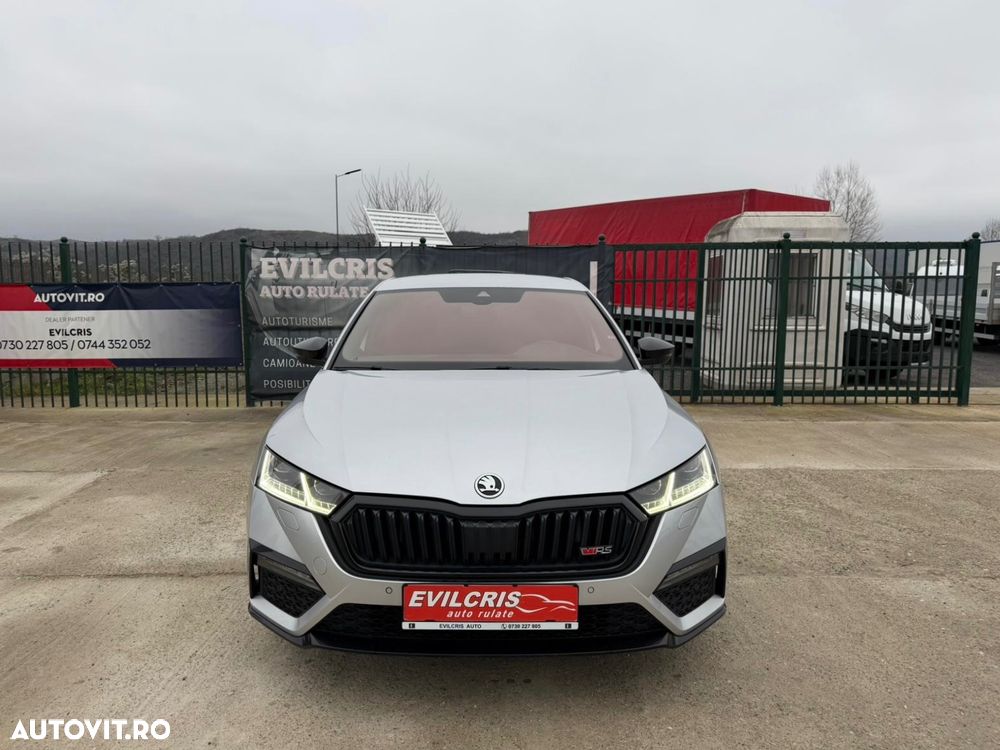 Skoda Octavia 2.0 245 TSI DSG RS - 6