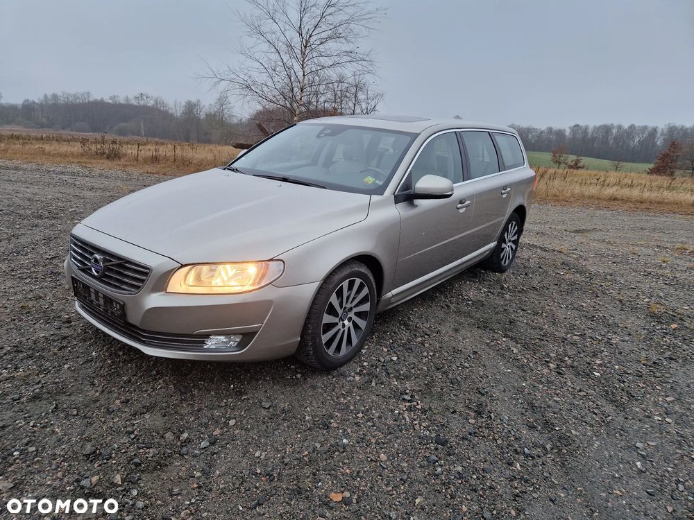 Volvo V70 D4 Momentum - 9