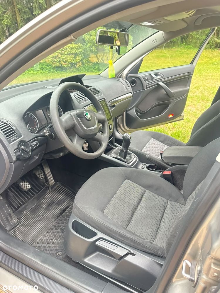 Skoda Octavia 1.6 TDI 4x4 Ambition - 13