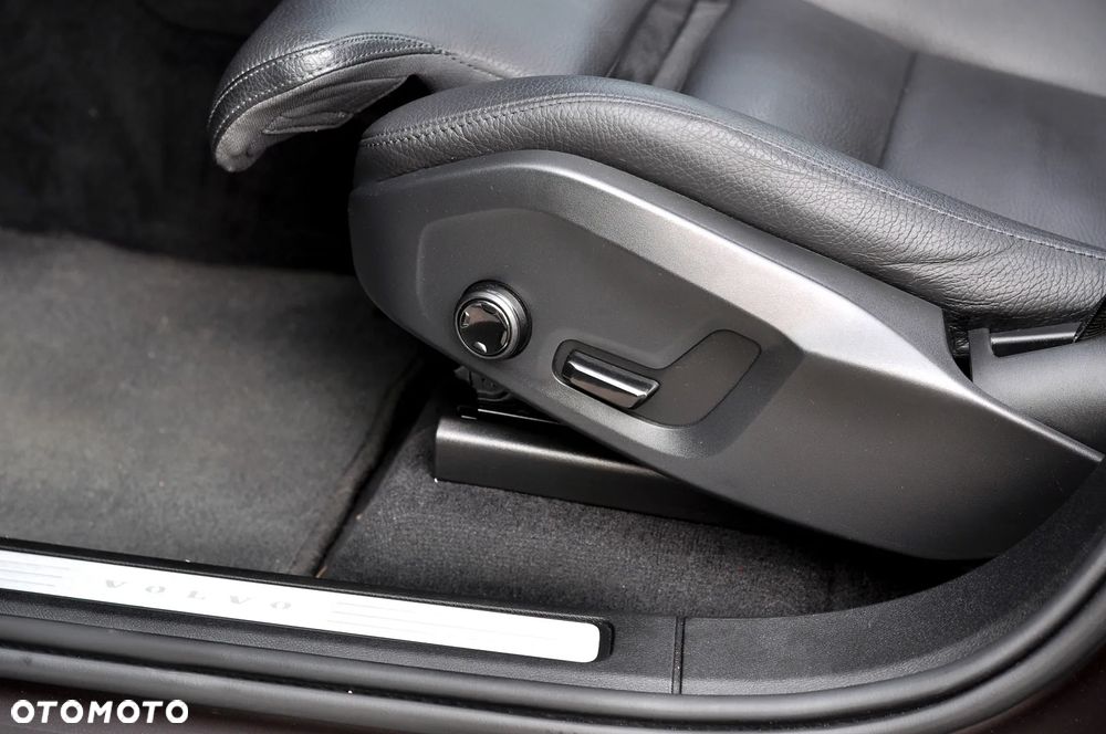 Volvo XC 60 B4 D Geartronic Inscription - 14