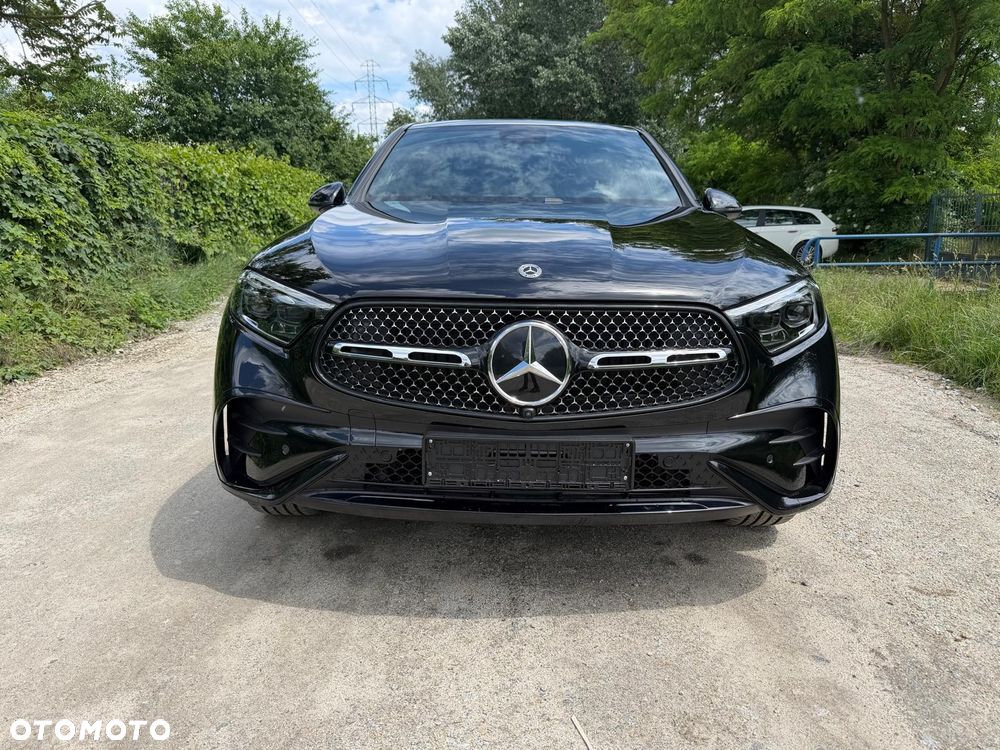 Mercedes-Benz GLC 220 d mHEV 4-Matic AMG Line - 4
