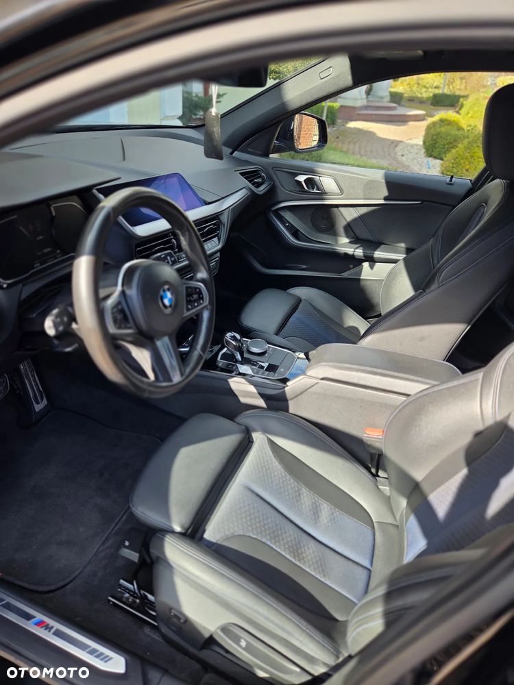 BMW Seria 1 118i Edition M Sport Shadow - 12