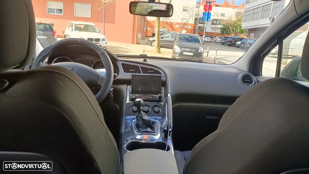 Peugeot 3008 1.6 HDi Premium - 7