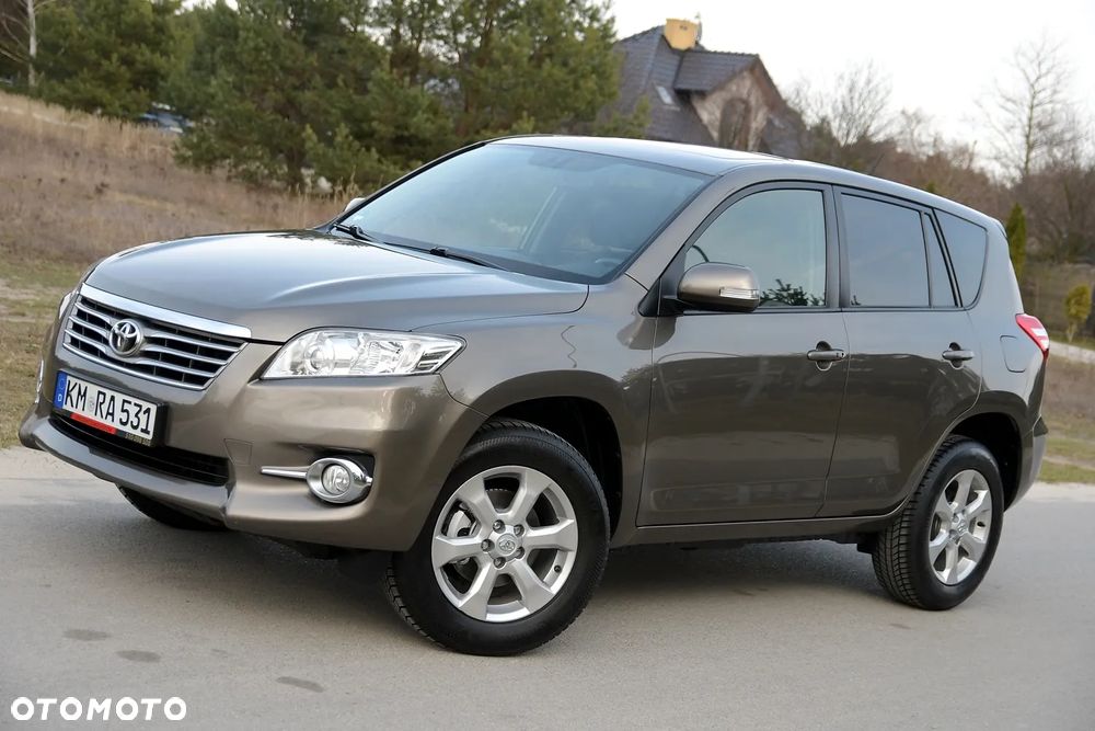 Toyota RAV4 - 2