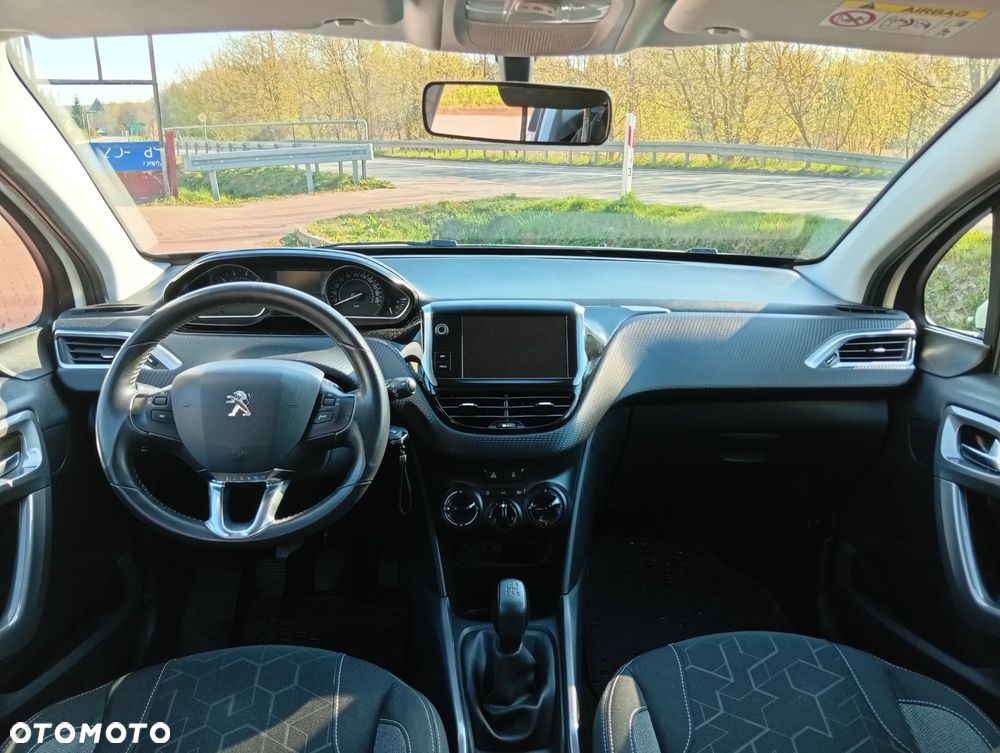 Peugeot 2008 PureTech 82 Active - 4