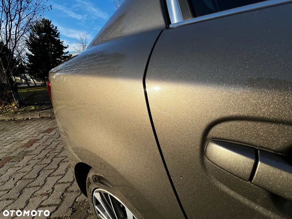 Toyota Avensis 1.8 Prestige - 12