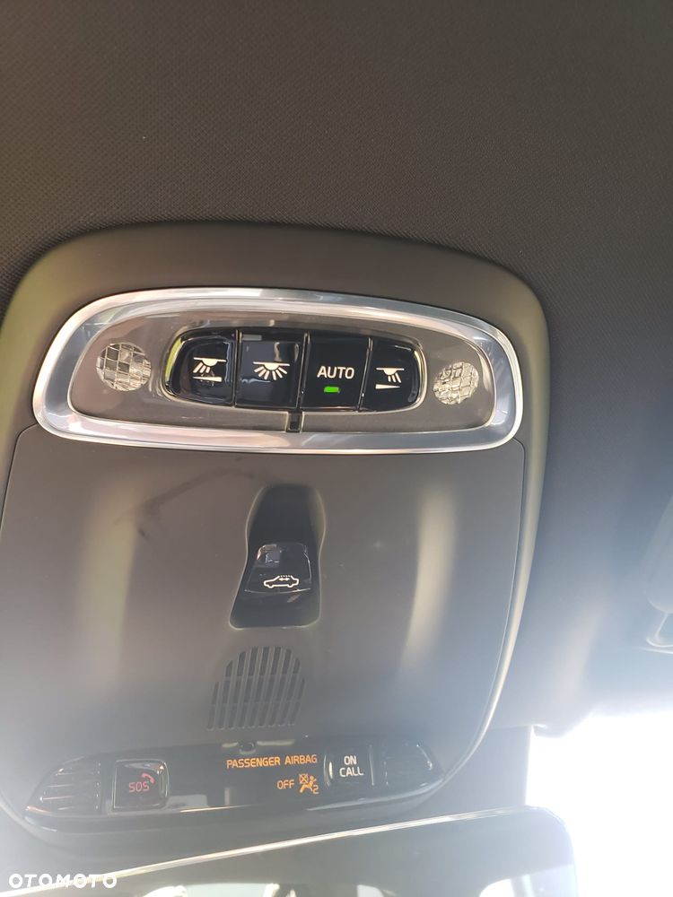 Volvo XC 90 T5 AWD Geartronic RDesign - 17
