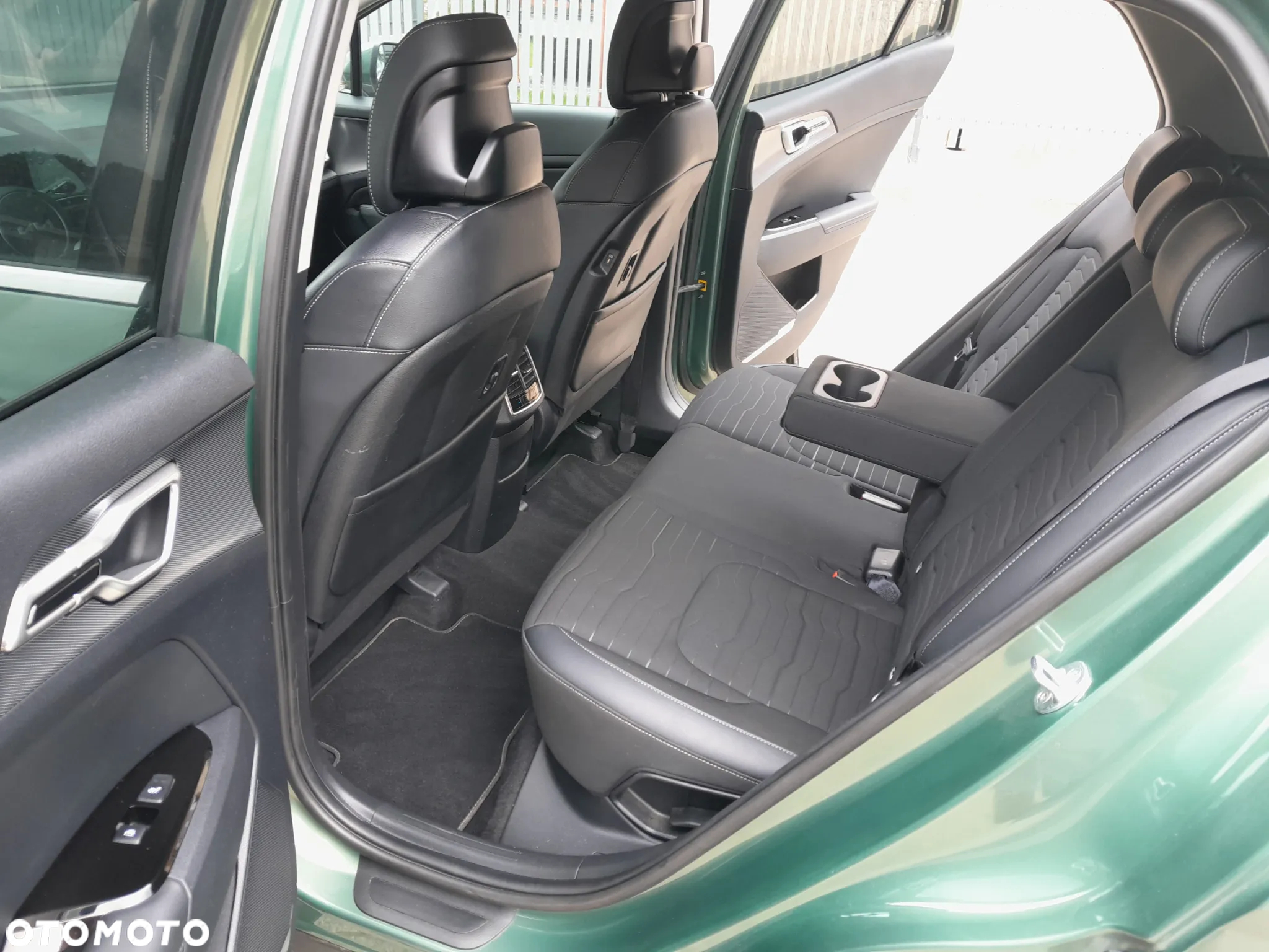 Kia Sportage 1.6 T-GDI MHEV Business Line 2WD DCT - 9