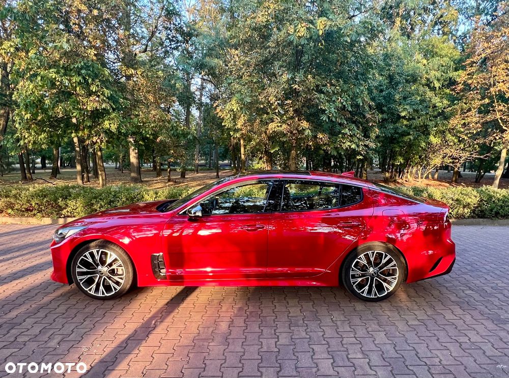 Kia Stinger 2.0 T-GDI GT Line - 8