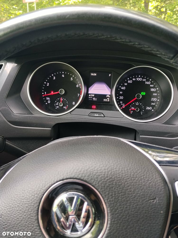 Volkswagen Tiguan - 21