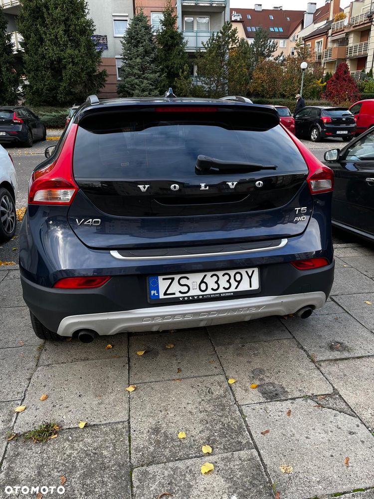 Volvo V40 2013 photo 3