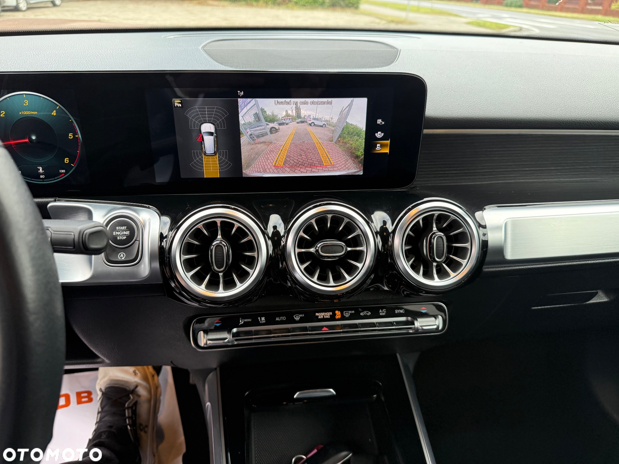 Mercedes-Benz GLB 200 d AMG Line 8G-DCT - 11