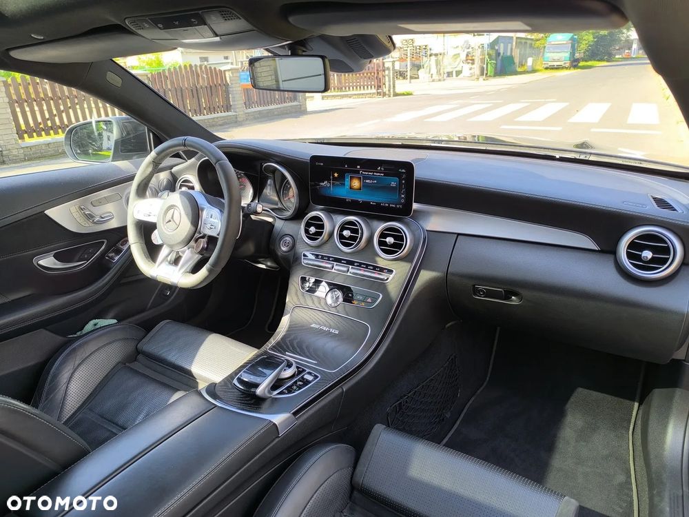 Mercedes-Benz Klasa C 63 AMG 9G-TRONIC - 22