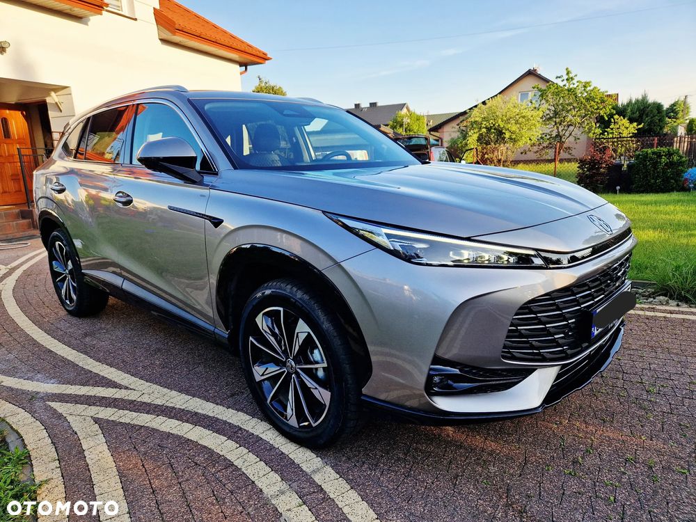 MG HS 1.5 T-GDI Excite DCT - 1