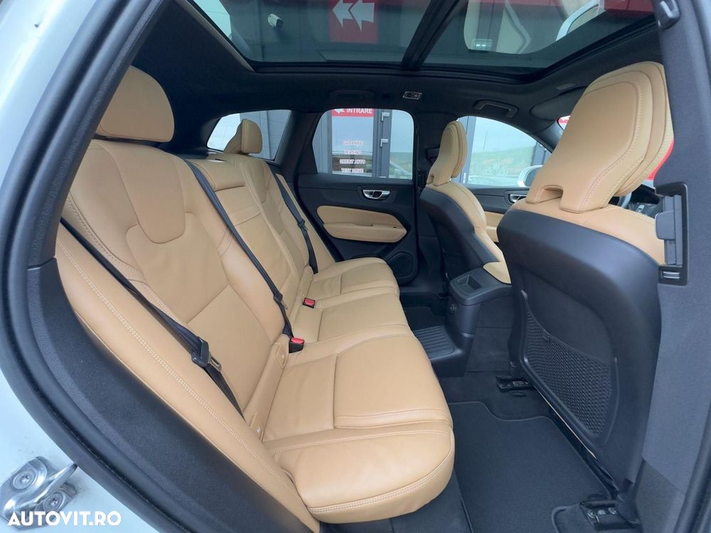 Volvo XC 60 Recharge T8 Twin Engine eAWD Inscription - 23