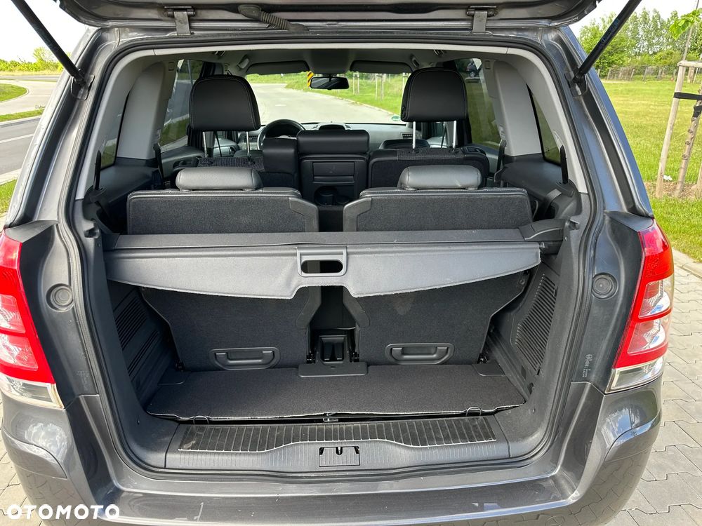 Opel Zafira - 35
