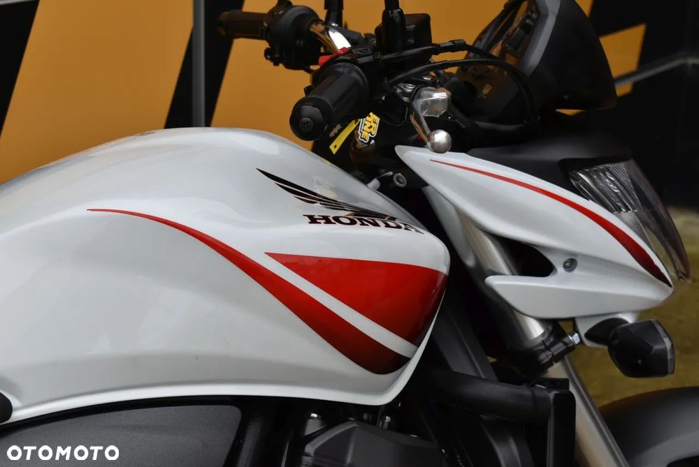 Honda Hornet - 37