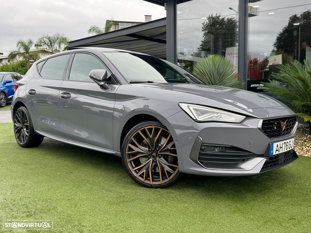 Cupra Leon 1.4 e-Hybrid VZ DSG - 10