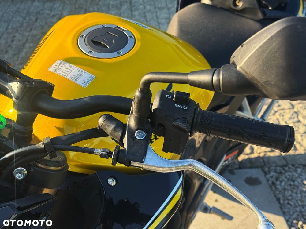 Honda CB - 25