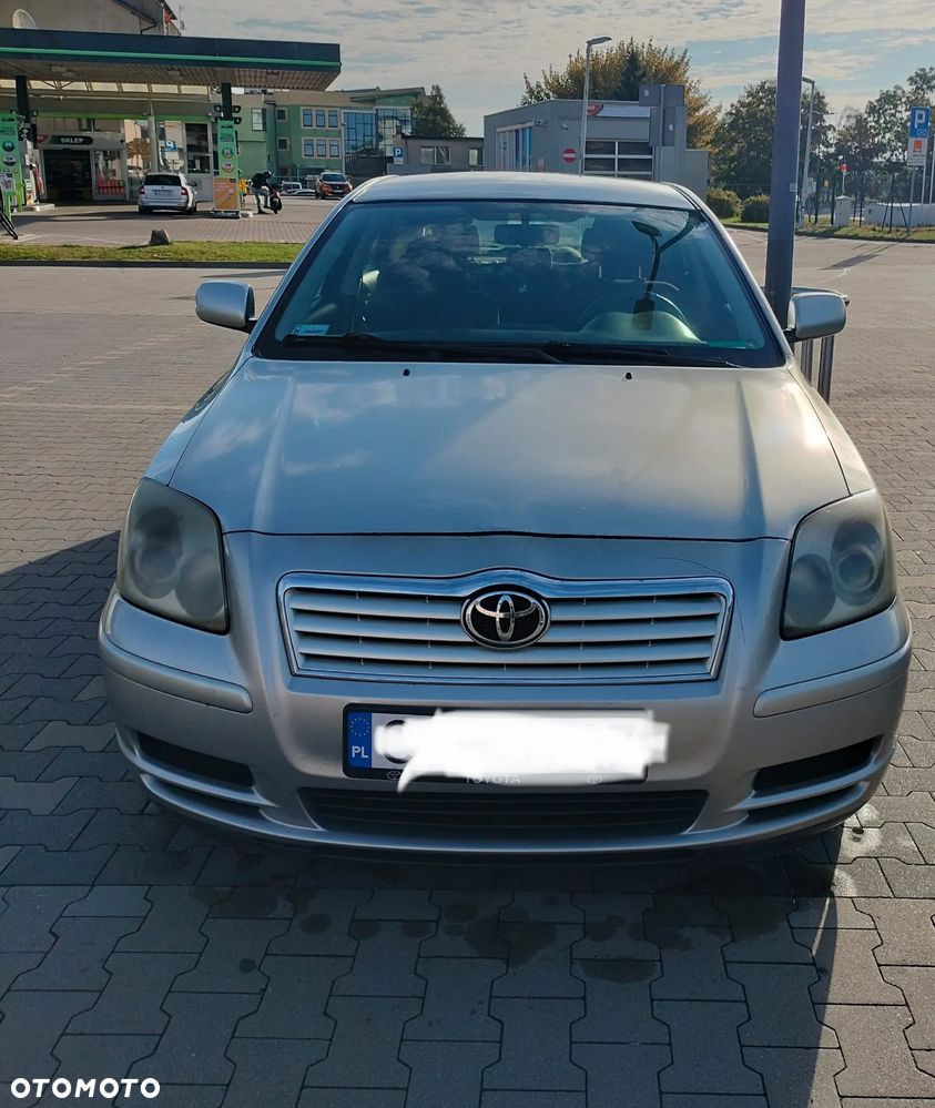 Toyota Avensis - 3