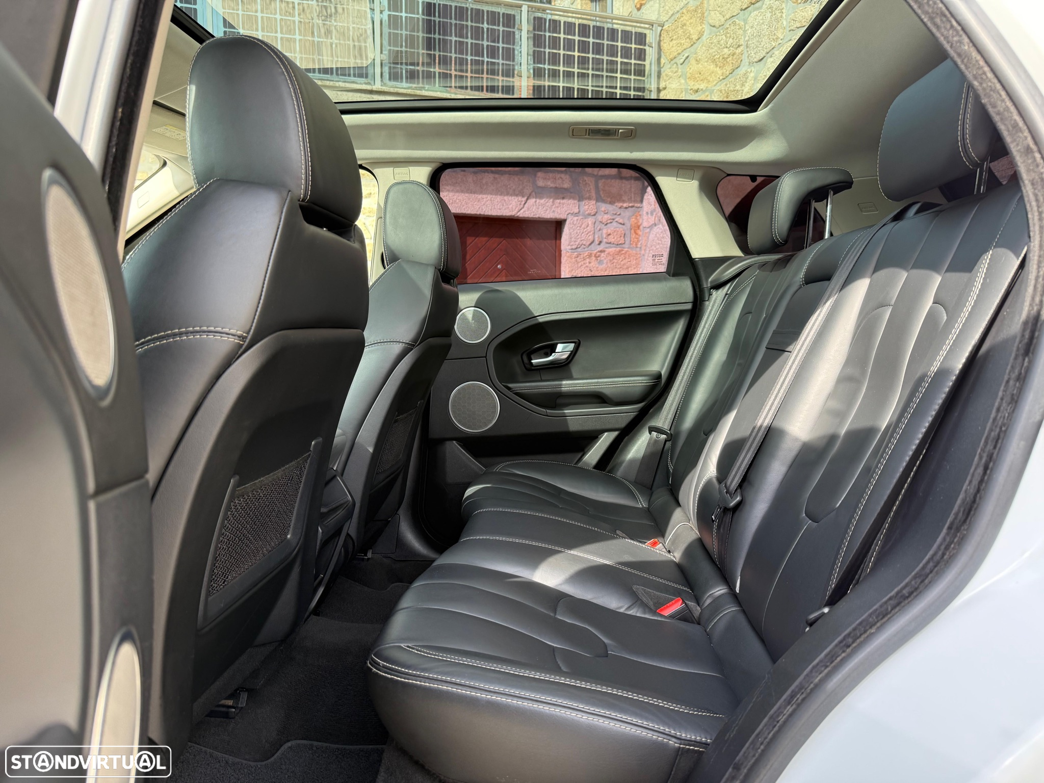 Land Rover Range Rover Evoque 2.2 SD4 Prestige Auto - 18
