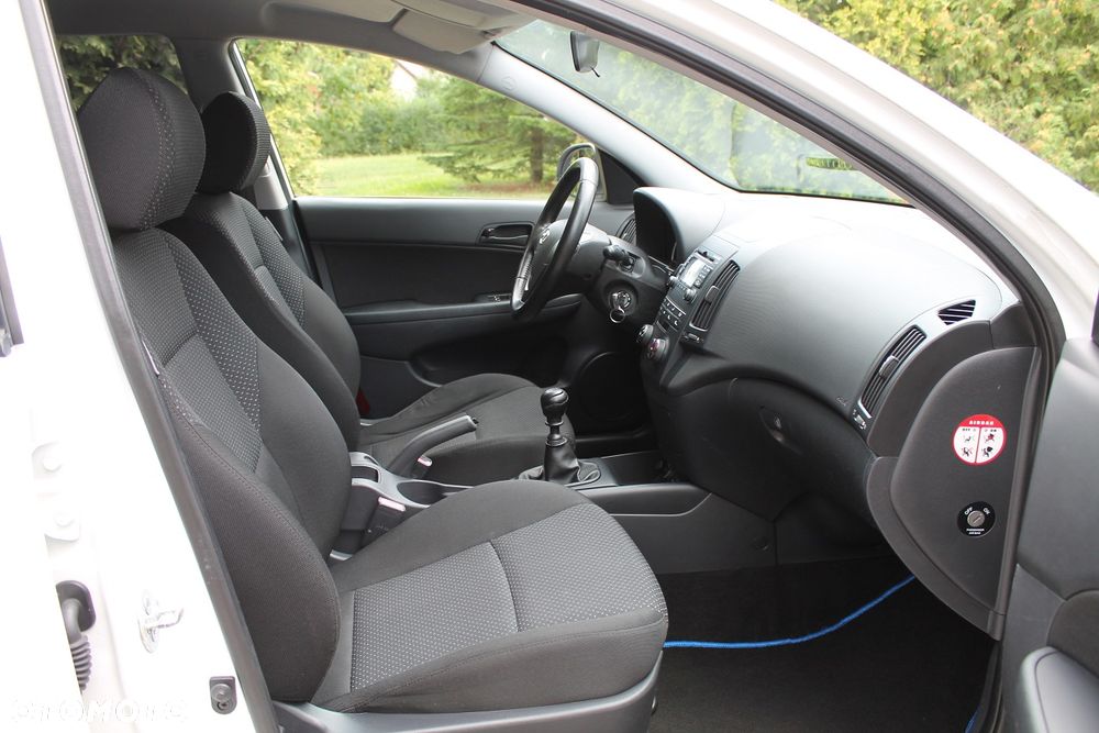Hyundai i30 i30cw 1.4 Comfort - 20