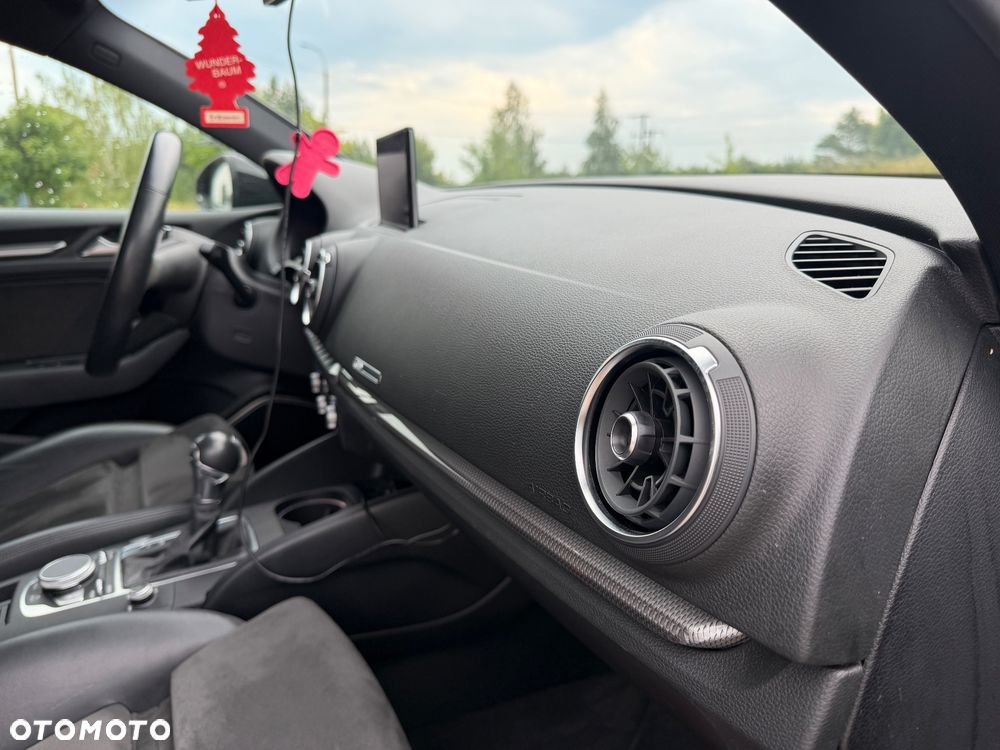 Audi A3 Limousine 35 TFSI Sport S tronic - 32