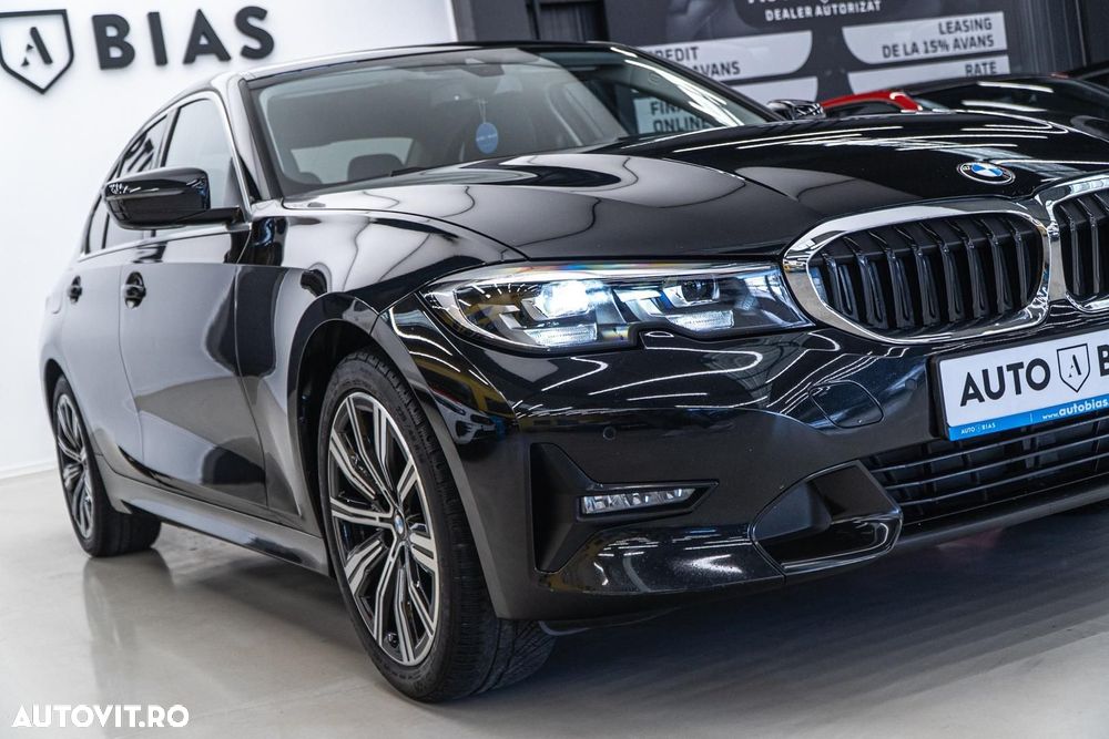 BMW Seria 3 318i Aut. Sport Line - 29