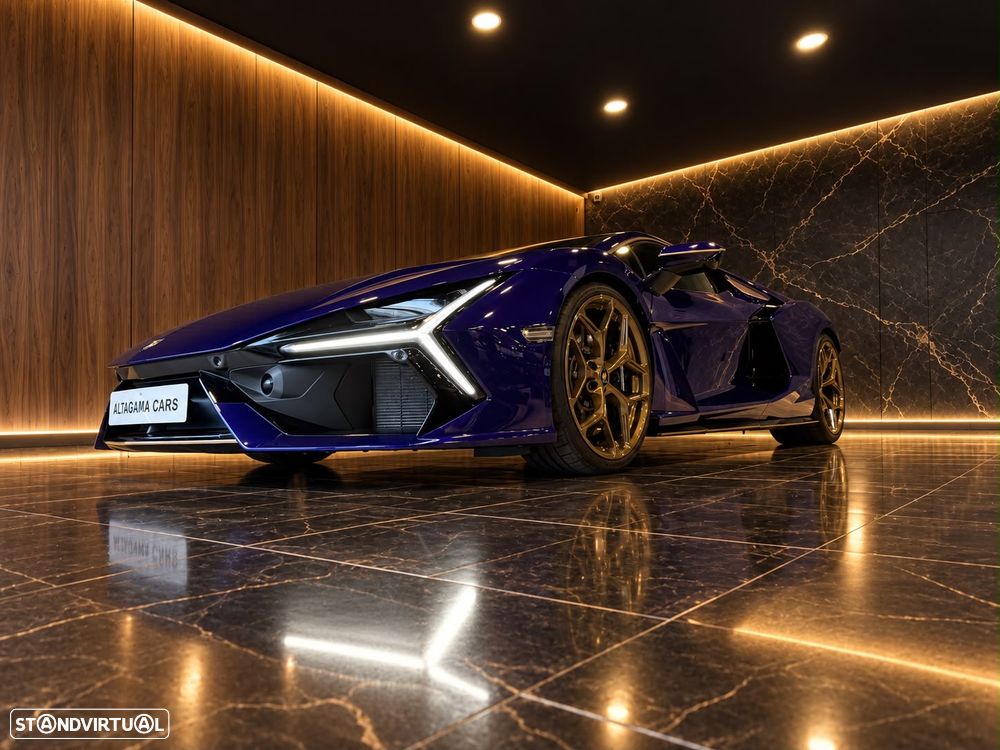 Lamborghini Revuelto 6.5 V12 - 12