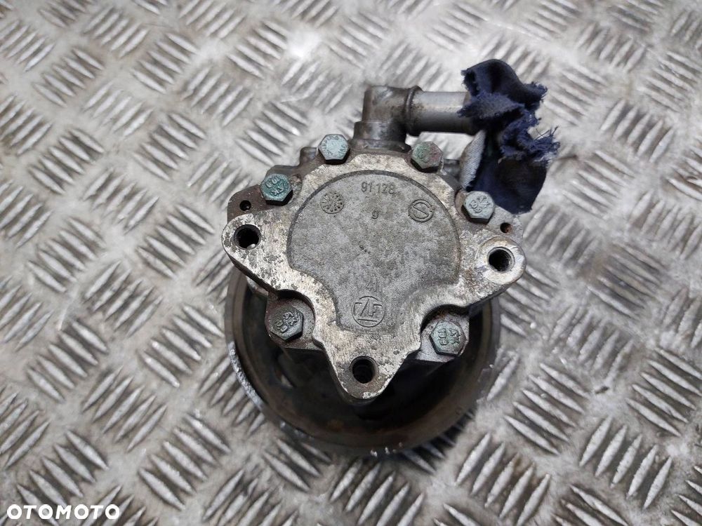 POMPA WSPOMAGANIA AUDI A6 C5 1.8 T 4B0145155TX - 4