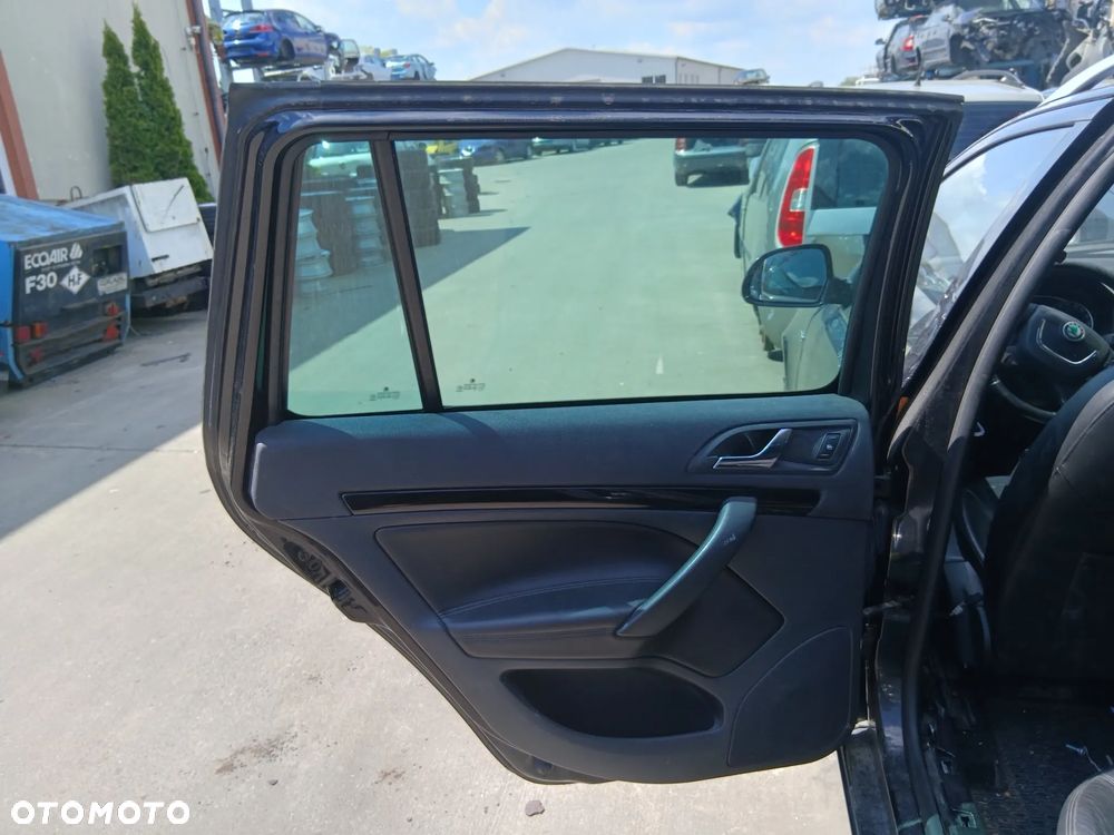 Skoda Octavia II Kombi Lift Drzwi Tył Tylne Lewe Kolor 9910 - 2