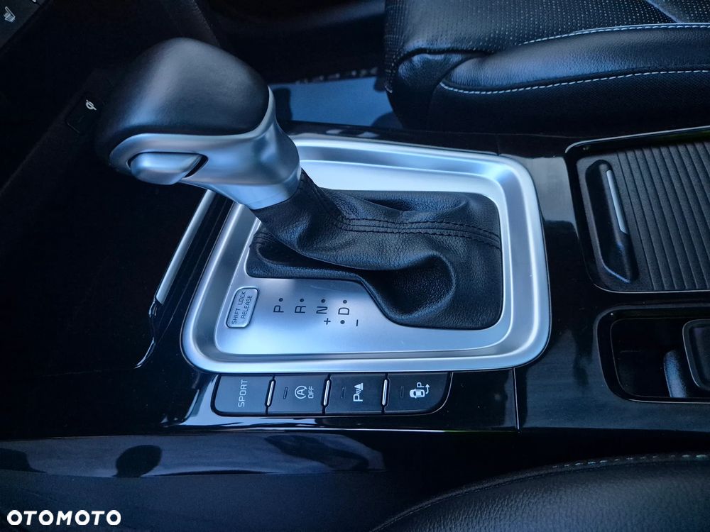 Kia XCeed 1.4 T-GDI OPF DCT7 PLATINUM EDITION - 23