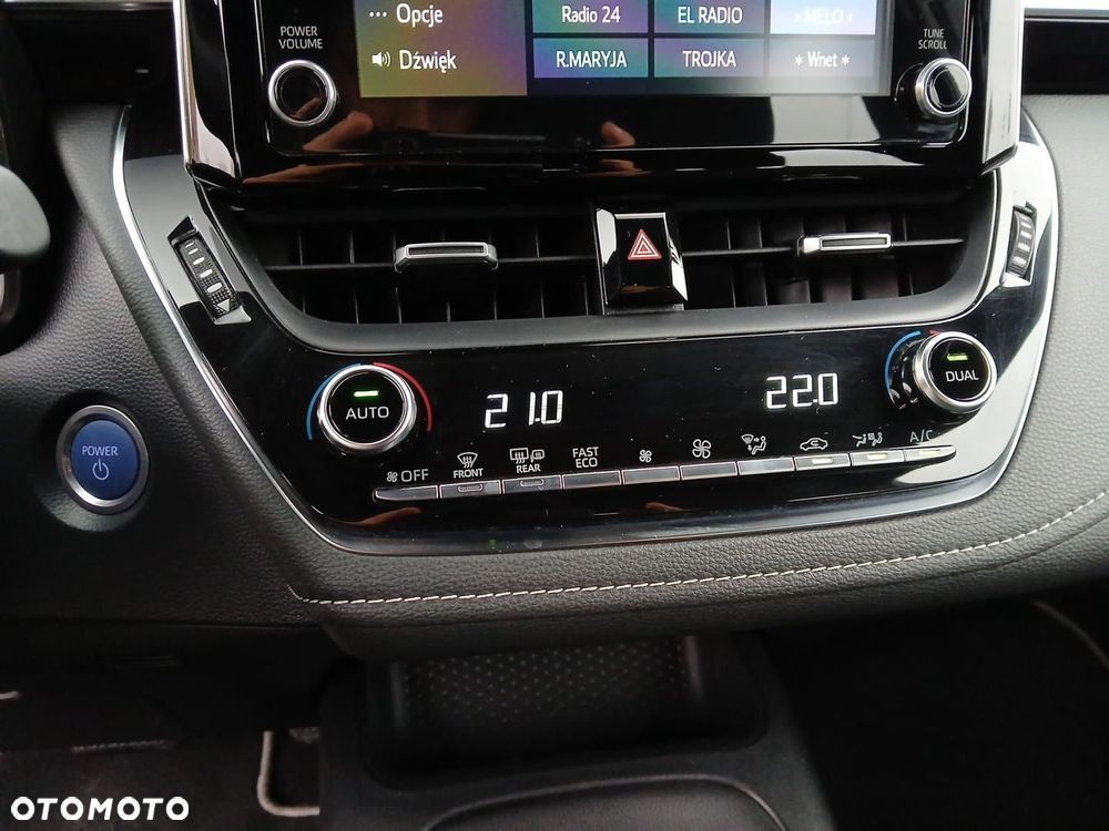 Toyota Corolla 1.8 Hybrid Comfort - 37